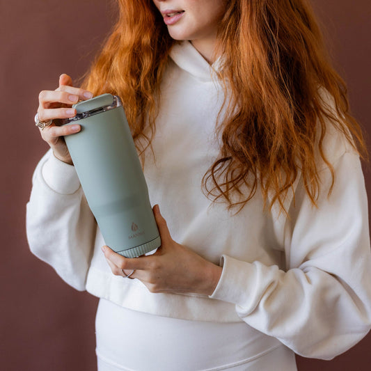 30-oz-groove-tumbler-u1 4Manna_Website_Lifestyles-17.jpg