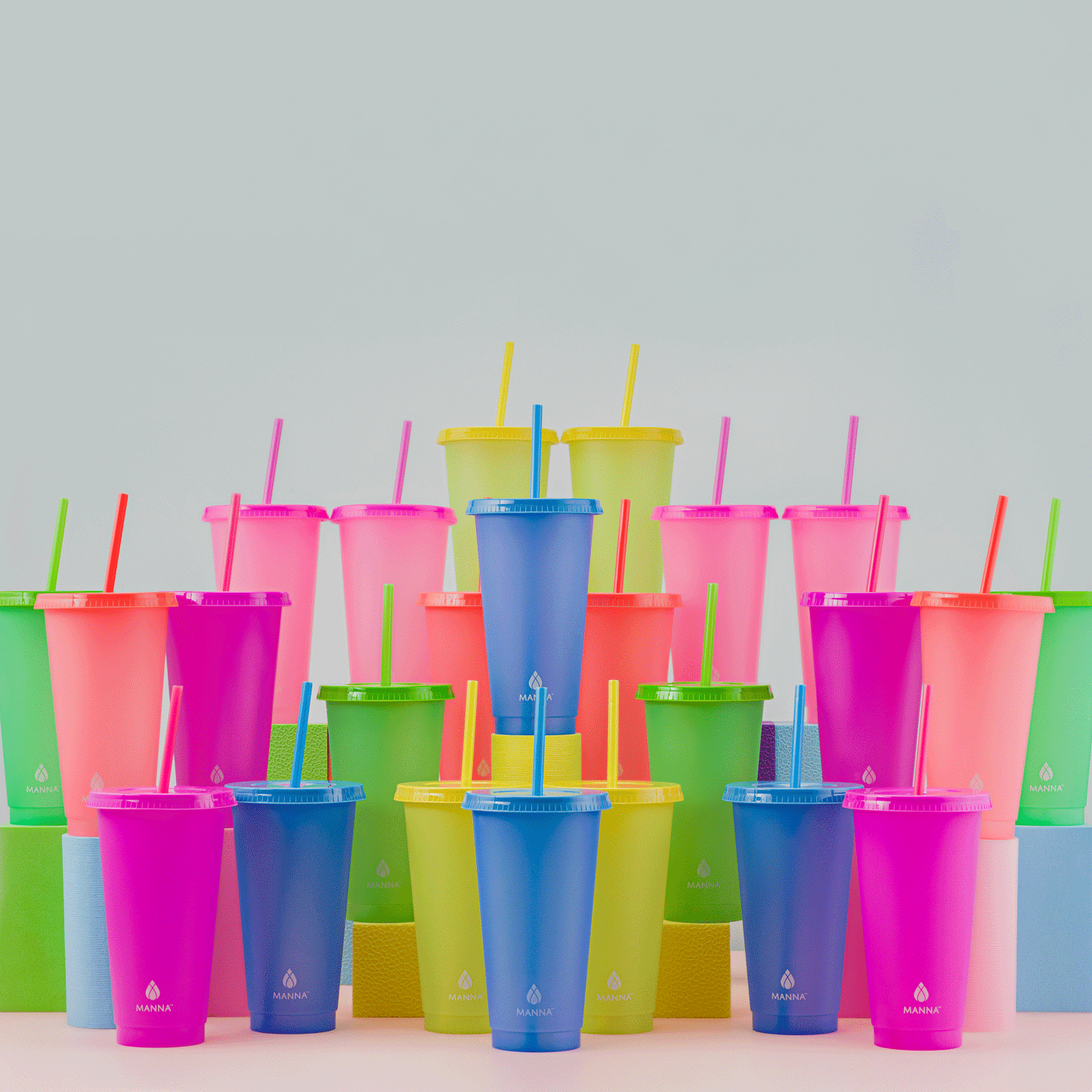 24-piece-original-color-changing-cup-set-l9 A0029811.gif